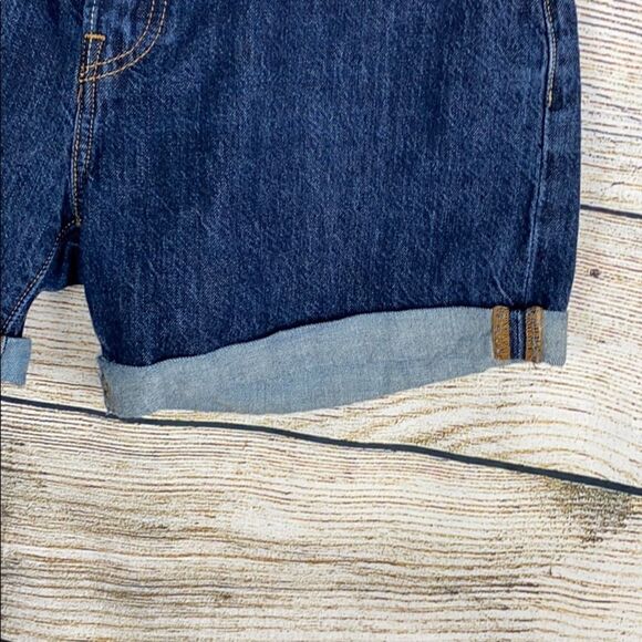 NWOT Levi’s 501 Blue Button Fly Shorts Roll Hem W27 - Picture 4 of 9